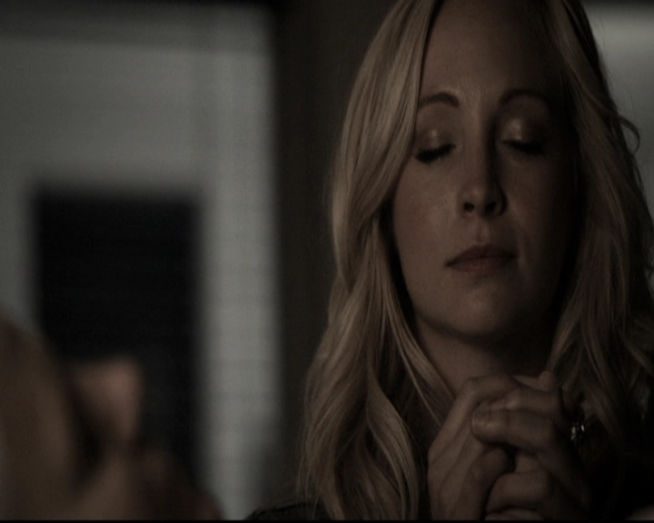 VampireDiariesWorld-dot-nl_6x14Stay2183.jpg