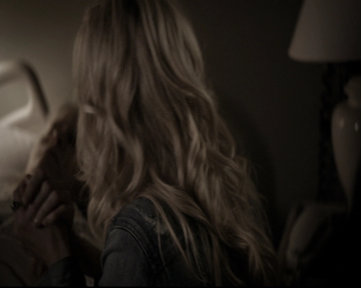 VampireDiariesWorld-dot-nl_6x14Stay2273.jpg