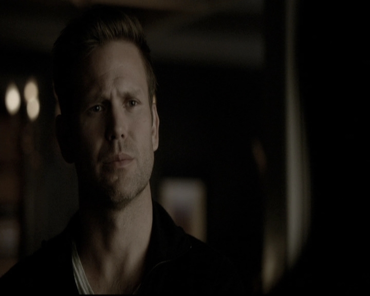 VampireDiariesWorld-dot-nl_6x15LetHerGo1731.jpg