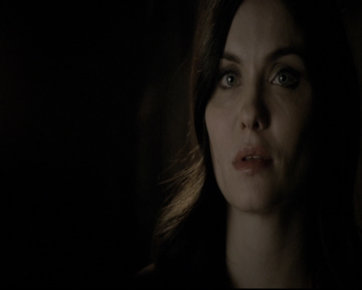 VampireDiariesWorld-dot-nl_6x15LetHerGo1734.jpg