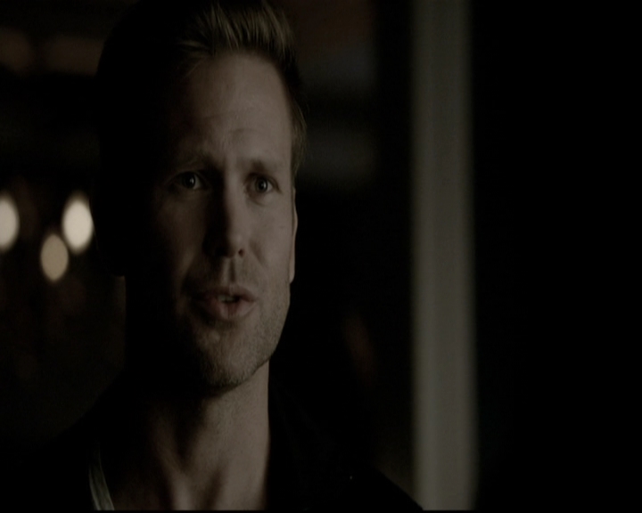 VampireDiariesWorld-dot-nl_6x15LetHerGo1771.jpg