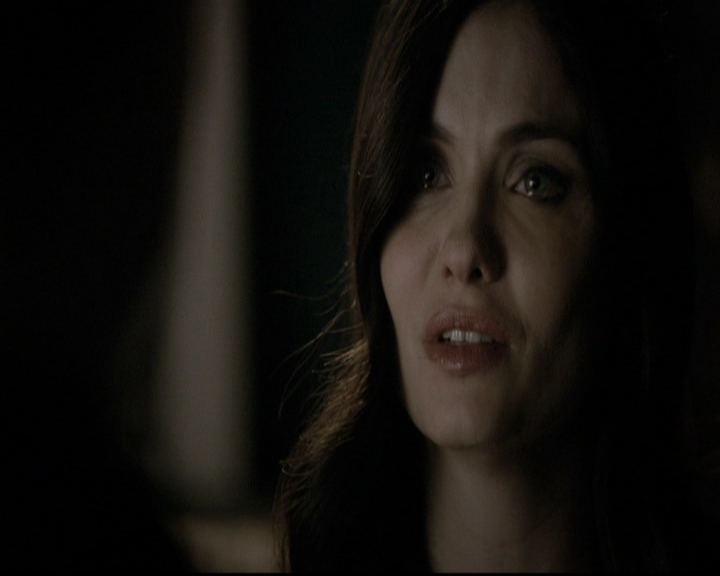 VampireDiariesWorld-dot-nl_6x15LetHerGo1784.jpg