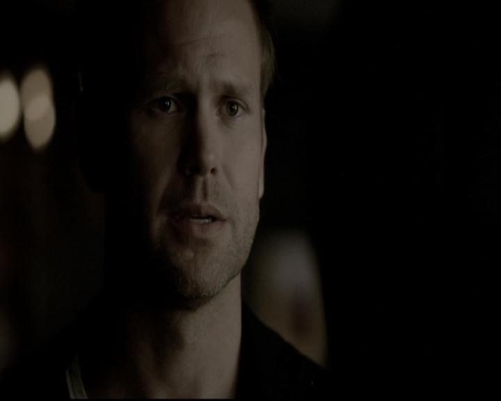 VampireDiariesWorld-dot-nl_6x15LetHerGo1791.jpg