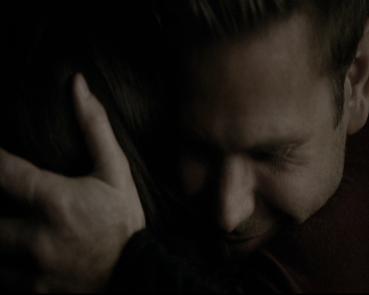 VampireDiariesWorld-dot-nl_6x15LetHerGo1844.jpg