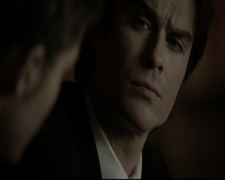 VampireDiariesWorld-dot-nl_6x15LetHerGo1880.jpg