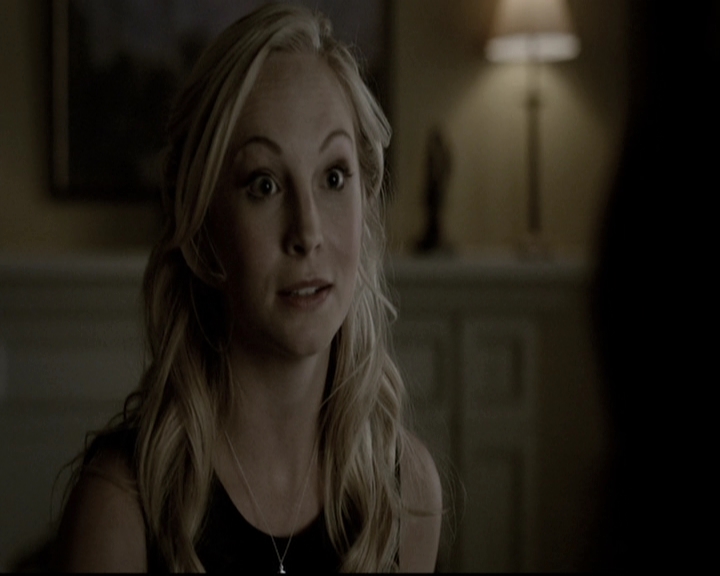VampireDiariesWorld-dot-nl_6x15LetHerGo2072.jpg