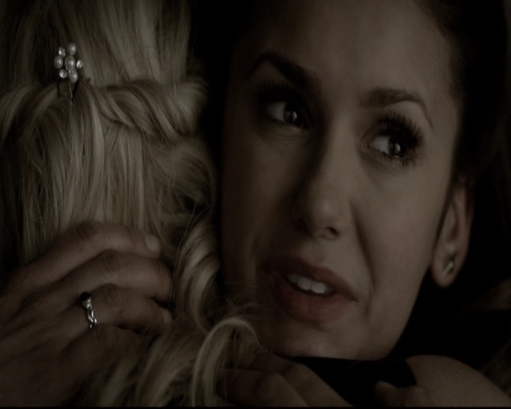 VampireDiariesWorld-dot-nl_6x15LetHerGo2182.jpg