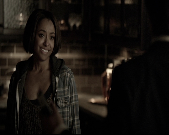 VampireDiariesWorld-dot-nl_6x15LetHerGo2221.jpg