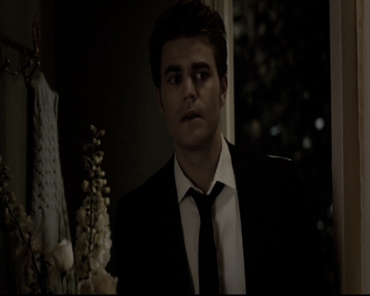 VampireDiariesWorld-dot-nl_6x15LetHerGo2239.jpg