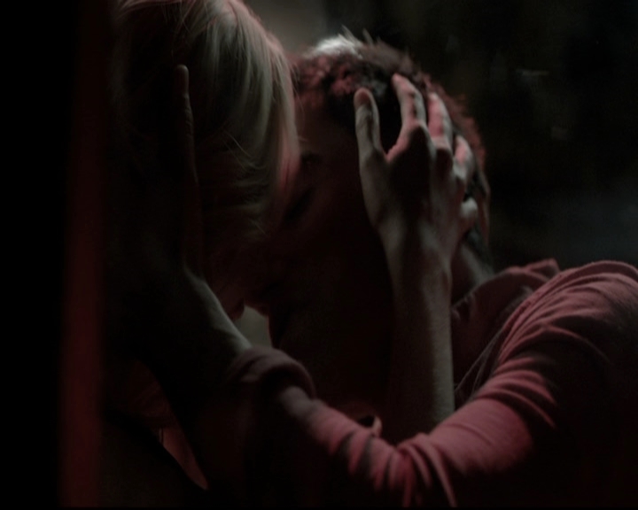 VampireDiariesWorld-dot-nl_6x16TheDownwardSpiral0101.jpg