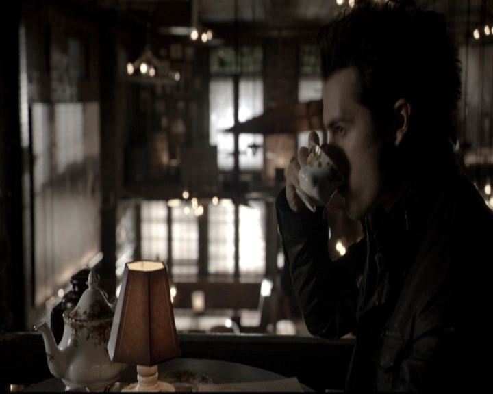 VampireDiariesWorld-dot-nl_6x16TheDownwardSpiral0288.jpg