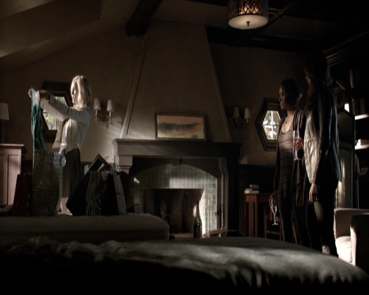VampireDiariesWorld-dot-nl_6x16TheDownwardSpiral0440.jpg