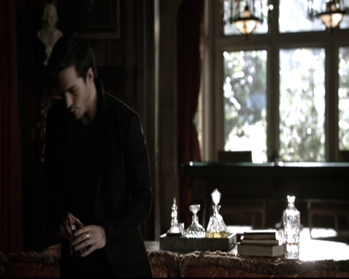 VampireDiariesWorld-dot-nl_6x16TheDownwardSpiral0625.jpg