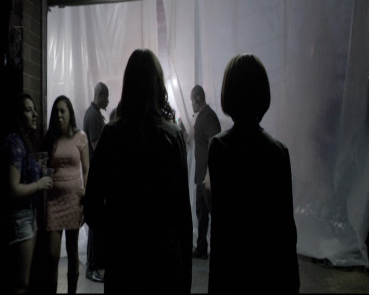 VampireDiariesWorld-dot-nl_6x16TheDownwardSpiral0869.jpg VampireDiariesWorld-dot-nl_6x16TheDownwardSpiral0869.jpg