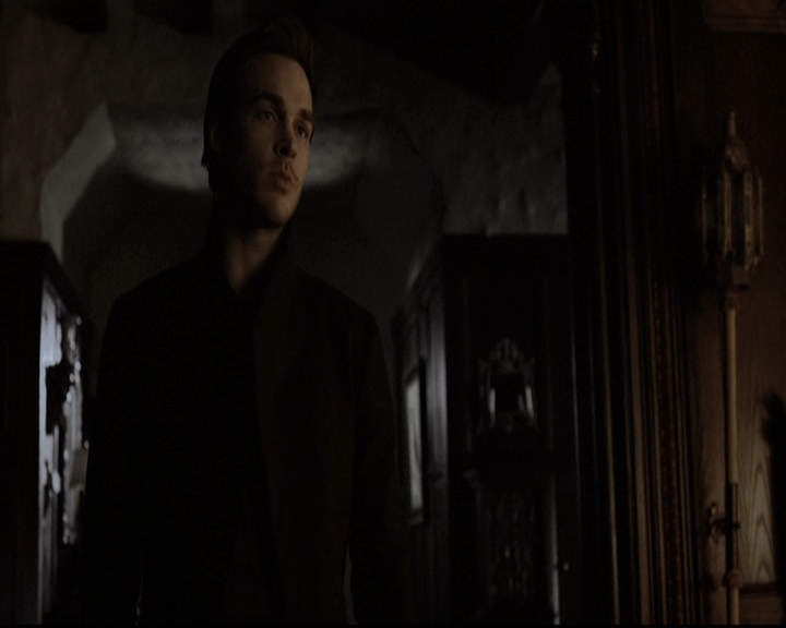 VampireDiariesWorld-dot-nl_6x16TheDownwardSpiral1935.jpg VampireDiariesWorld-dot-nl_6x16TheDownwardSpiral1935.jpg