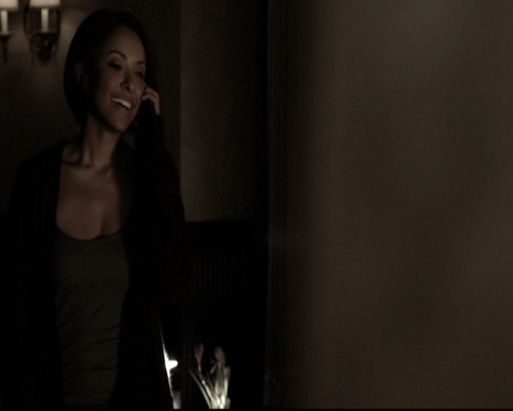 VampireDiariesWorld-dot-nl_6x16TheDownwardSpiral2017.jpg