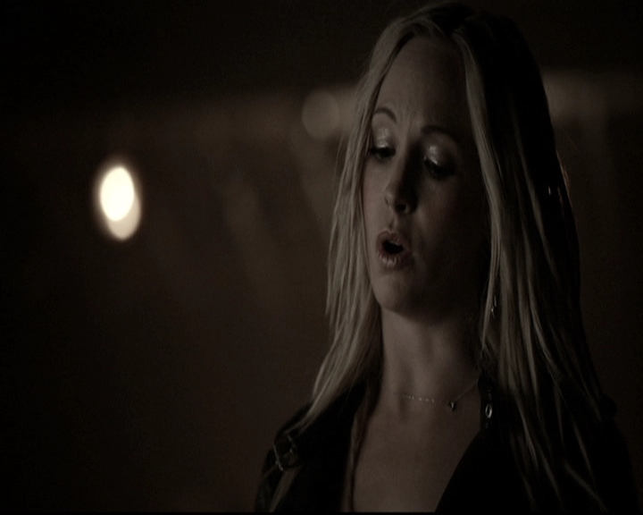 VampireDiariesWorld-dot-nl_6x16TheDownwardSpiral2103.jpg