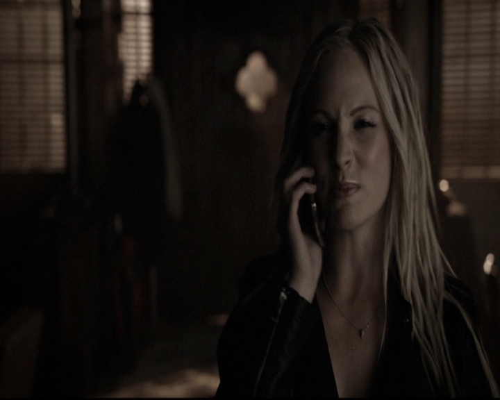 VampireDiariesWorld-dot-nl_6x16TheDownwardSpiral2130.jpg