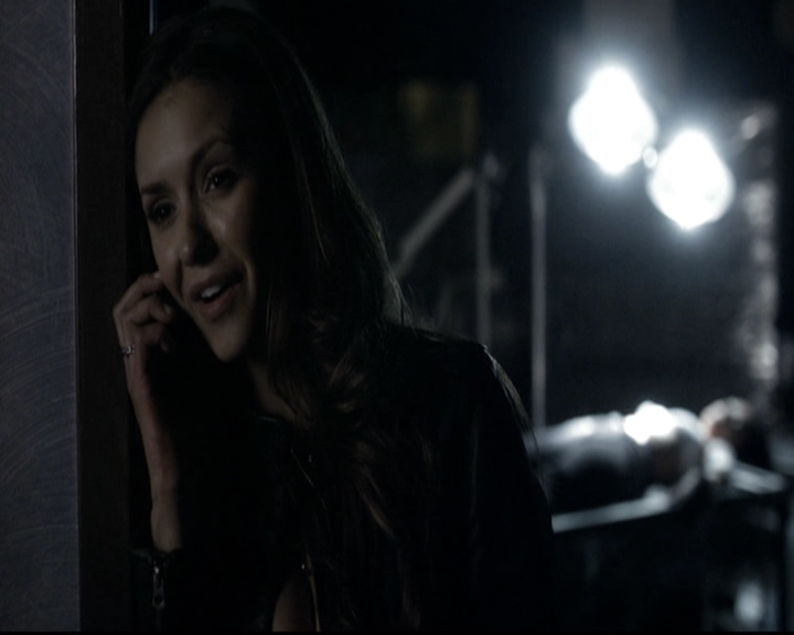 VampireDiariesWorld-dot-nl_6x16TheDownwardSpiral2213.jpg