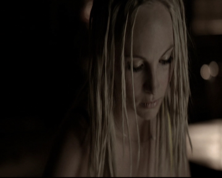 VampireDiariesWorld-dot-nl_6x17ABirdInAGildedCage0009.jpg