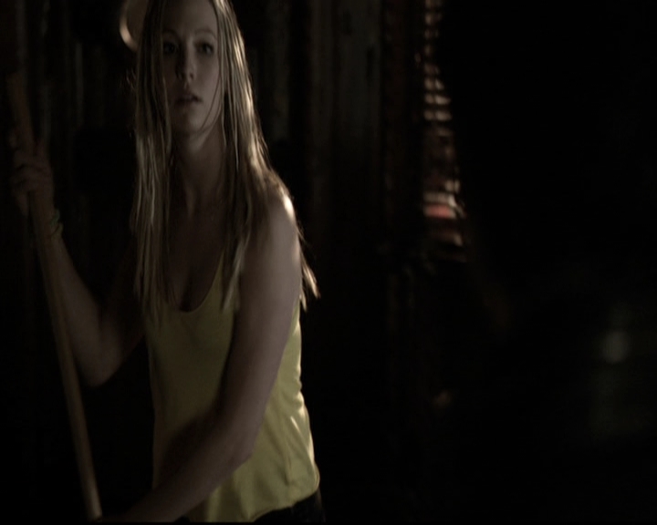 VampireDiariesWorld-dot-nl_6x17ABirdInAGildedCage0033.jpg