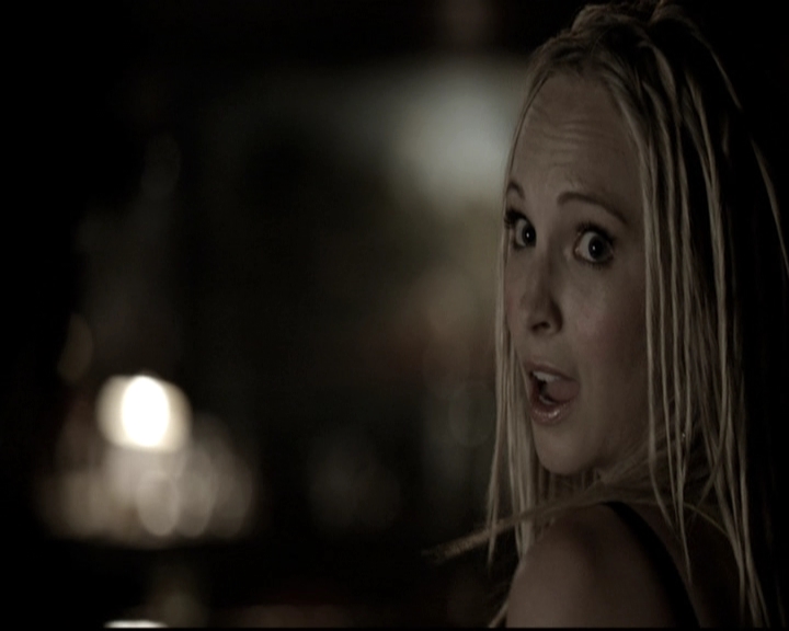 VampireDiariesWorld-dot-nl_6x17ABirdInAGildedCage0060.jpg