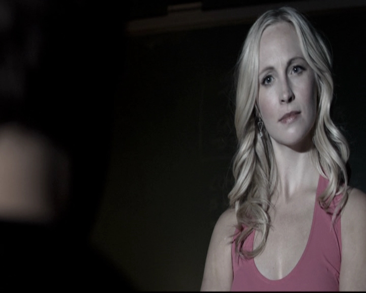 VampireDiariesWorld-dot-nl_6x17ABirdInAGildedCage0587.jpg