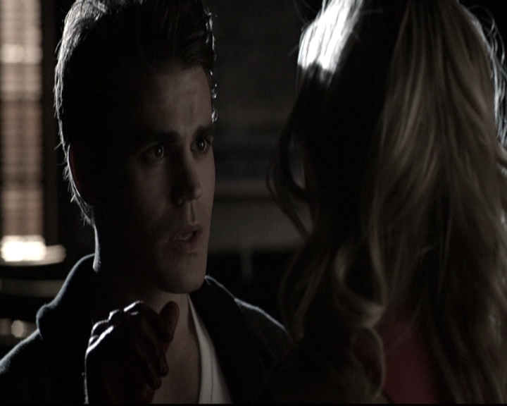 VampireDiariesWorld-dot-nl_6x17ABirdInAGildedCage0616.jpg