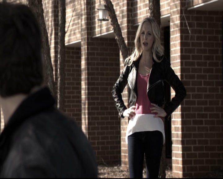 VampireDiariesWorld-dot-nl_6x17ABirdInAGildedCage0733.jpg
