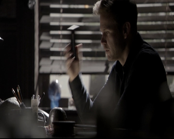 VampireDiariesWorld-dot-nl_6x17ABirdInAGildedCage0793.jpg