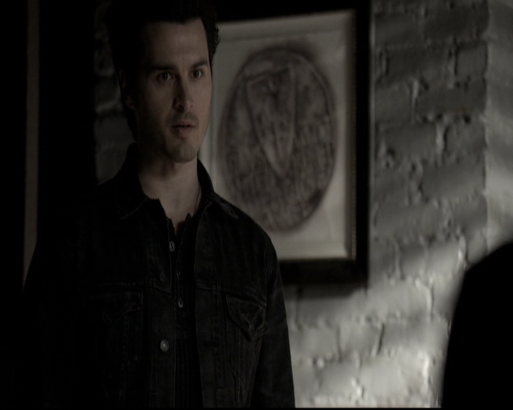 VampireDiariesWorld-dot-nl_6x17ABirdInAGildedCage0814.jpg