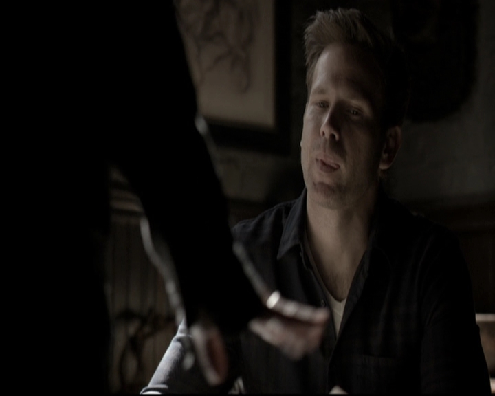 VampireDiariesWorld-dot-nl_6x17ABirdInAGildedCage0841.jpg