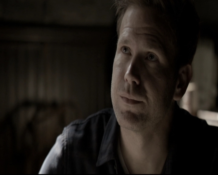 VampireDiariesWorld-dot-nl_6x17ABirdInAGildedCage0848.jpg