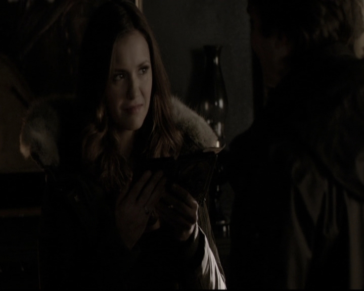 VampireDiariesWorld-dot-nl_6x17ABirdInAGildedCage0864.jpg