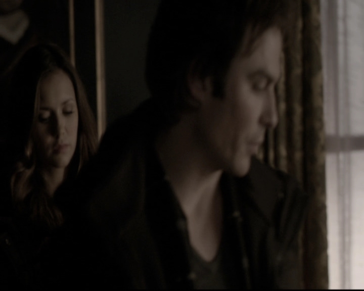 VampireDiariesWorld-dot-nl_6x17ABirdInAGildedCage0878.jpg