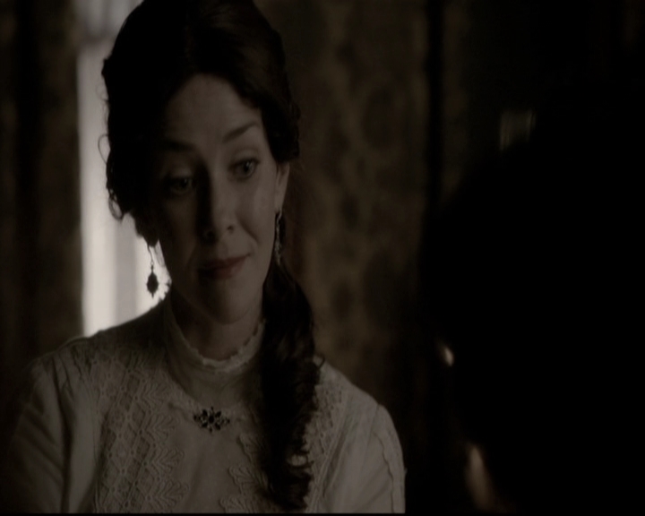 VampireDiariesWorld-dot-nl_6x17ABirdInAGildedCage0993.jpg