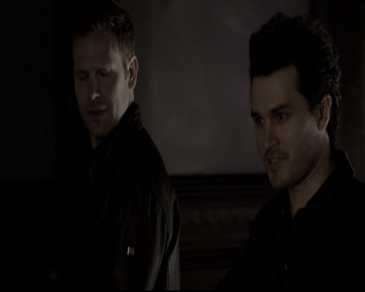 VampireDiariesWorld-dot-nl_6x17ABirdInAGildedCage1225.jpg