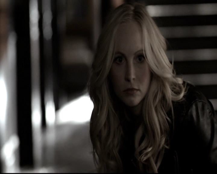 VampireDiariesWorld-dot-nl_6x17ABirdInAGildedCage1282.jpg