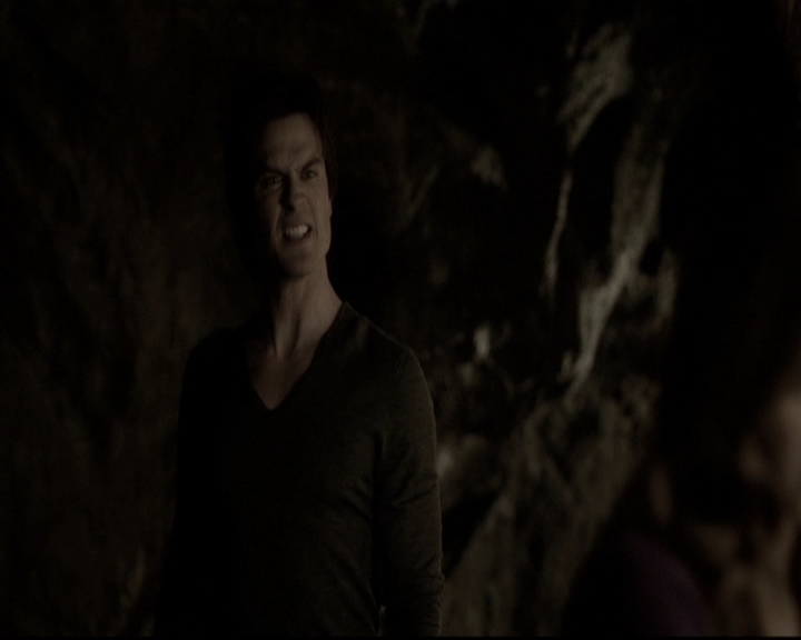 VampireDiariesWorld-dot-nl_6x17ABirdInAGildedCage1433.jpg