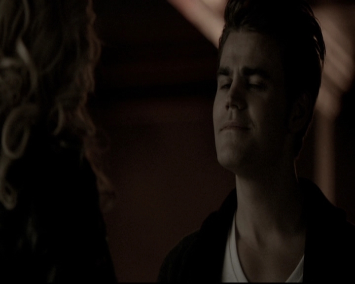 VampireDiariesWorld-dot-nl_6x17ABirdInAGildedCage1575.jpg