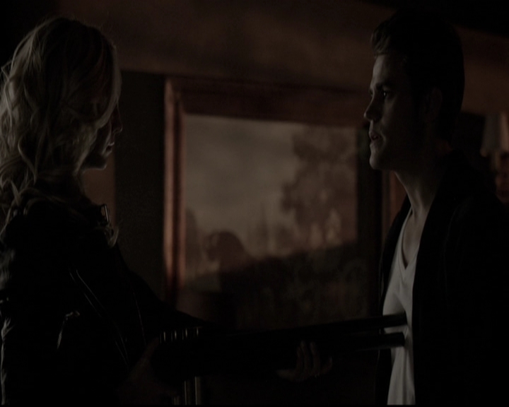 VampireDiariesWorld-dot-nl_6x17ABirdInAGildedCage1579.jpg
