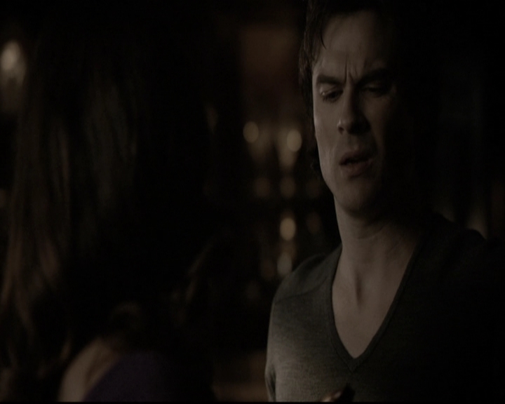 VampireDiariesWorld-dot-nl_6x17ABirdInAGildedCage2024.jpg