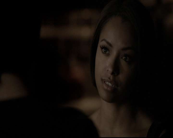 VampireDiariesWorld-dot-nl_6x17ABirdInAGildedCage2245.jpg
