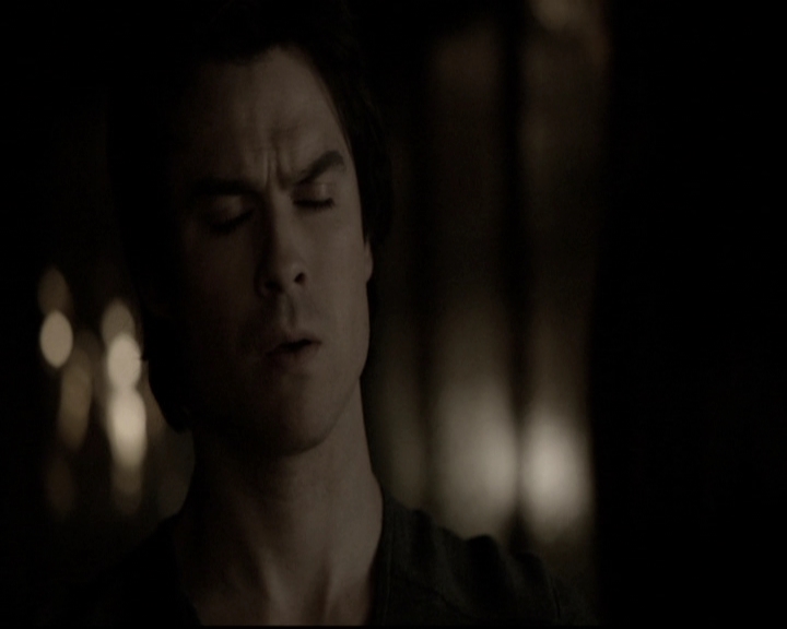 VampireDiariesWorld-dot-nl_6x17ABirdInAGildedCage2248.jpg