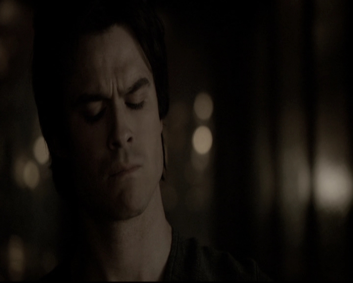 VampireDiariesWorld-dot-nl_6x17ABirdInAGildedCage2274.jpg