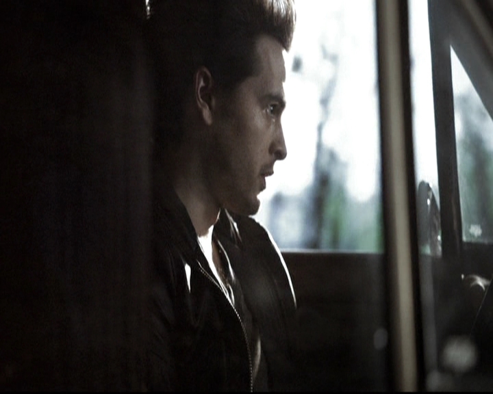 VampireDiariesWorld-dot-nl_6x18INeverCouldLoveLikeThat0207.jpg