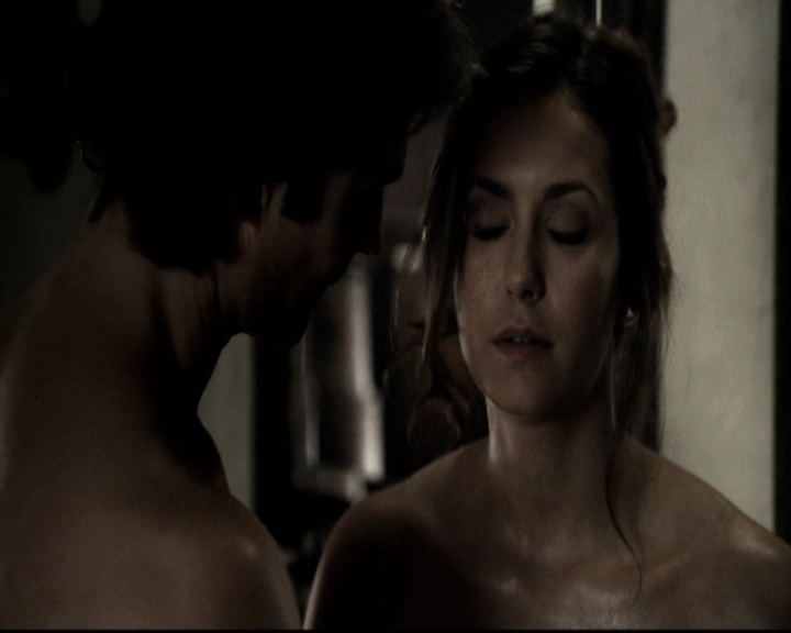 VampireDiariesWorld-dot-nl_6x18INeverCouldLoveLikeThat0248.jpg
