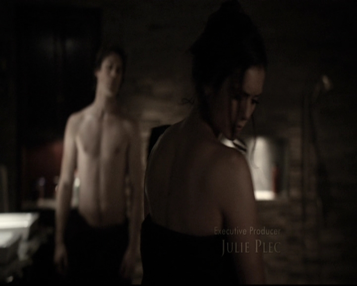 VampireDiariesWorld-dot-nl_6x18INeverCouldLoveLikeThat0256.jpg