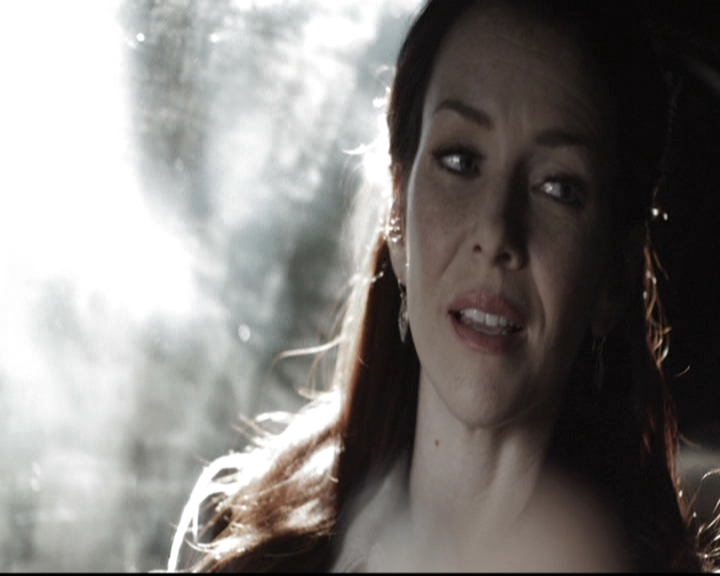 VampireDiariesWorld-dot-nl_6x18INeverCouldLoveLikeThat0668.jpg