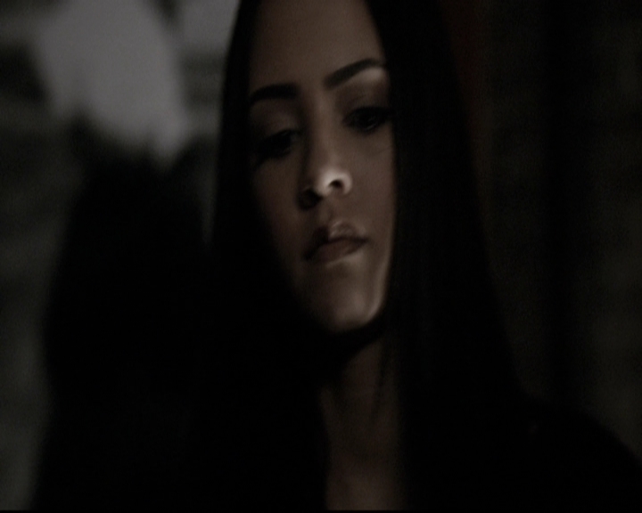 VampireDiariesWorld-dot-nl_6x18INeverCouldLoveLikeThat0771.jpg